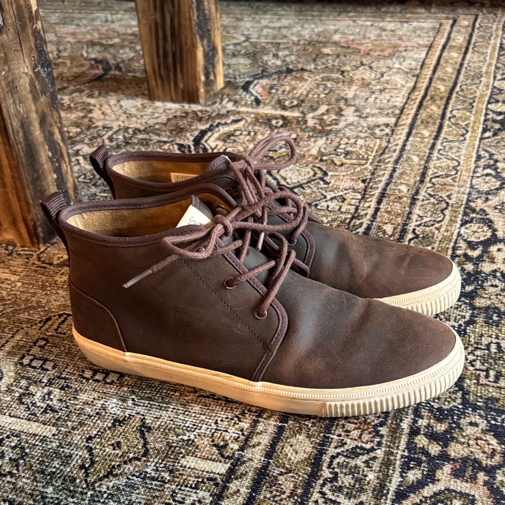 Toms Carlo Mid Terrain Sneakers men’s 10